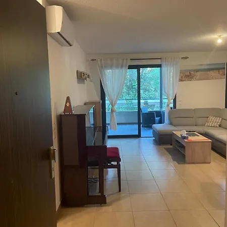 Appartement-Bastia-Calme-Recent Et Moderne-Grande Terrasse *